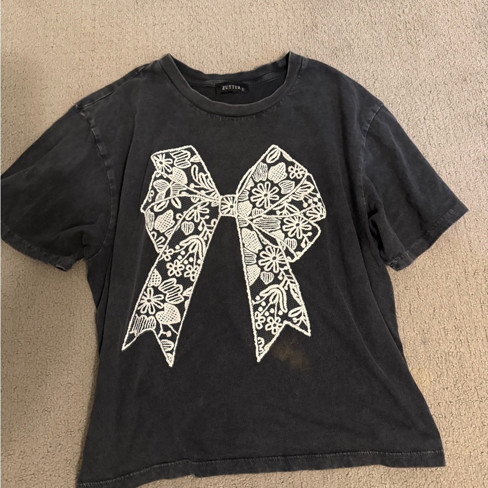 Dry Goods Black and White Short Sleeve Tee with Lace Bow
